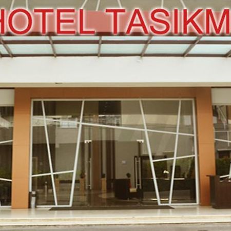 City Hotel Tasikmalaya Exterior photo